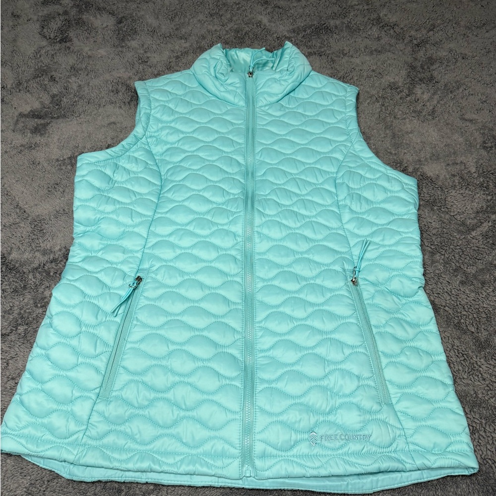 Free Country Women's Light Blue Quilted Vest